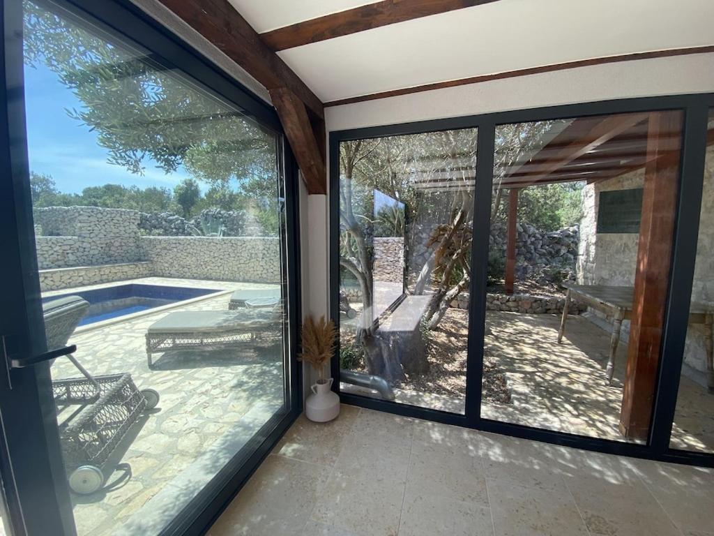 Private Cottage In Olive Grove With Heated Pool Vinisce Bagian luar foto