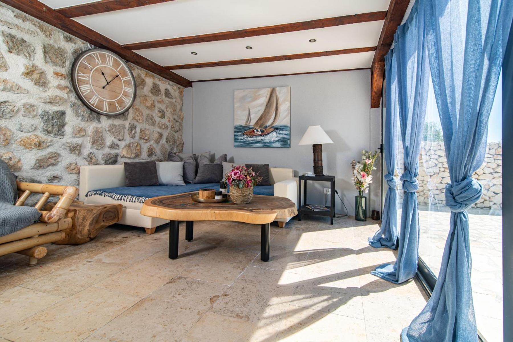 Private Cottage In Olive Grove With Heated Pool Vinisce Bagian luar foto