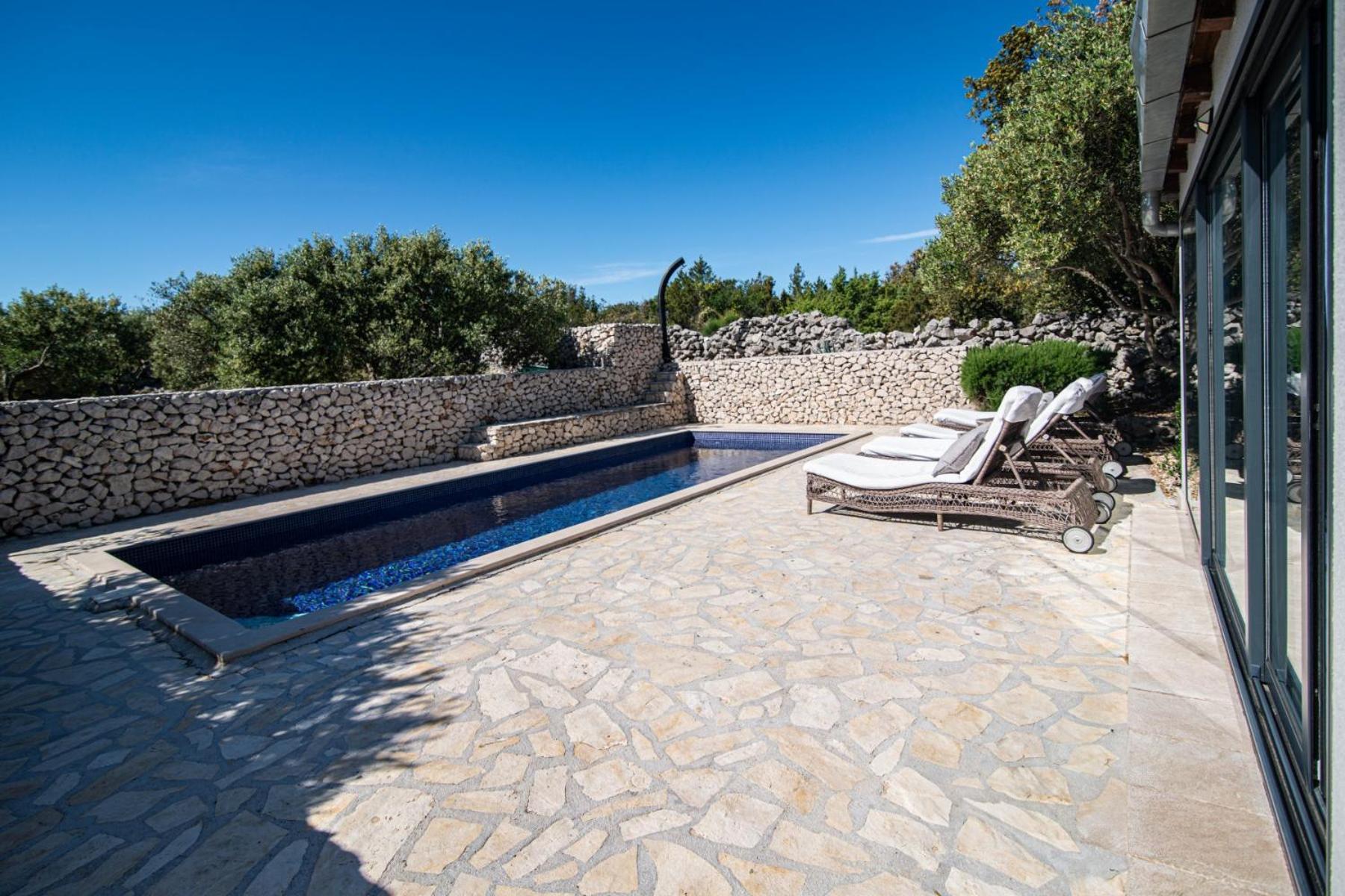 Private Cottage In Olive Grove With Heated Pool Vinisce Bagian luar foto